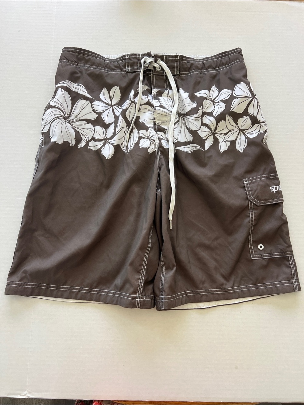 Speedo Men's Brown Floral Board Shorts with White Drawstring Size L